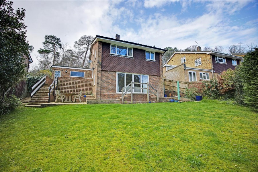 Images for Hollingsworth Road, Croydon EAID:TT BID:JDE1