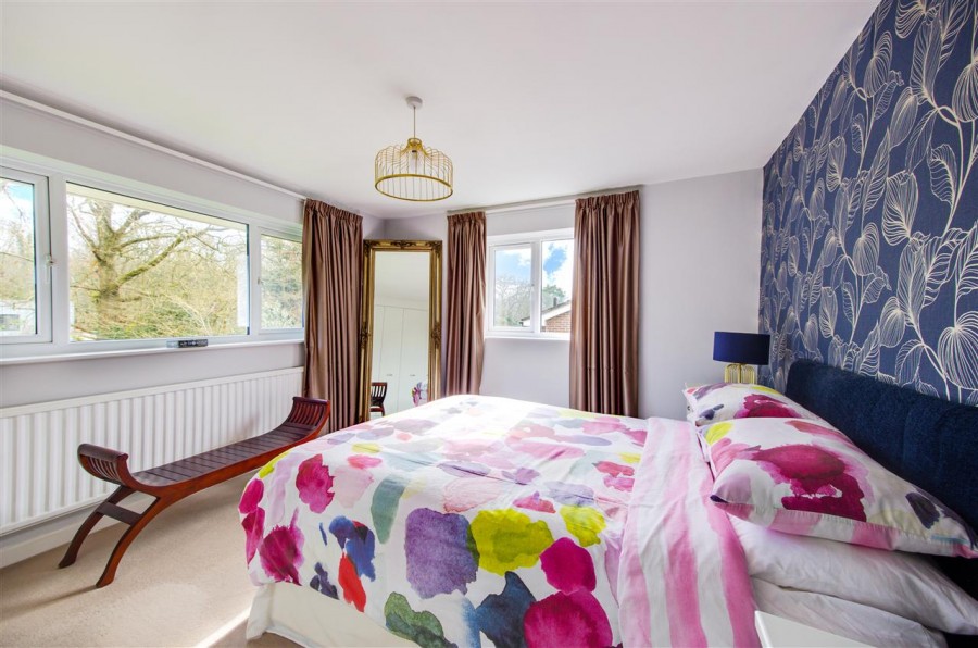 Images for Hollingsworth Road, Croydon EAID:TT BID:JDE1