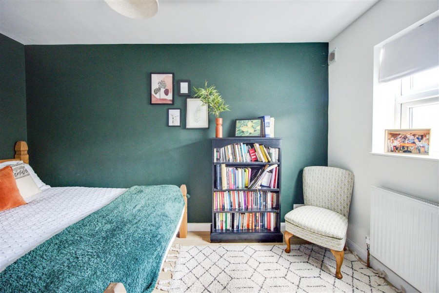 Images for Hamond Close, South Croydon EAID:TT BID:JDE1