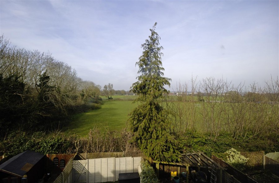 Images for Hamond Close, South Croydon EAID:TT BID:JDE1