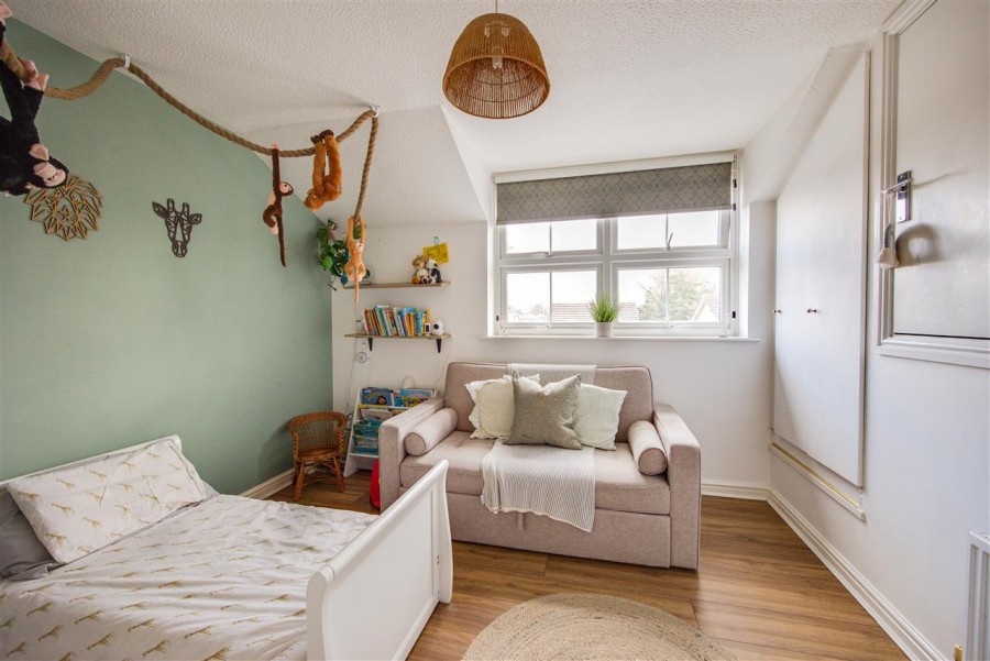 Images for Hamond Close, South Croydon EAID:TT BID:JDE1