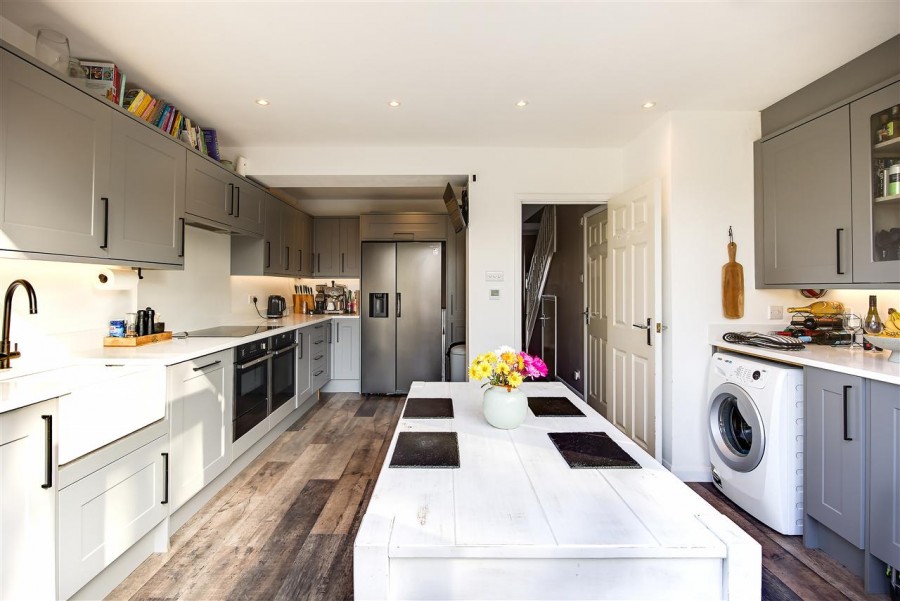 Images for Hamond Close, South Croydon EAID:TT BID:JDE1