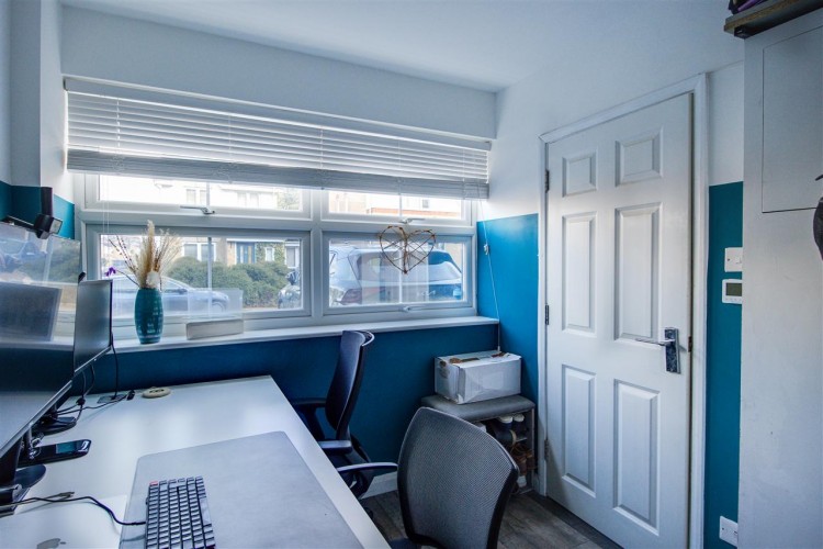 Images for Hamond Close, South Croydon