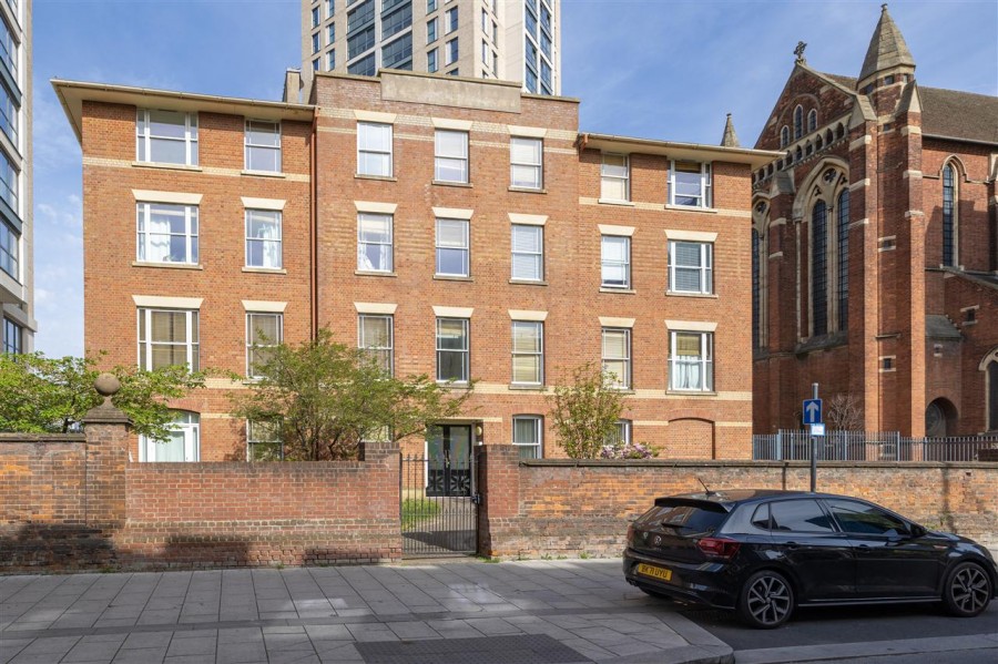 Images for St Michaels Court,, 5 Poplar Walk, Croydon EAID:TT BID:JDE1