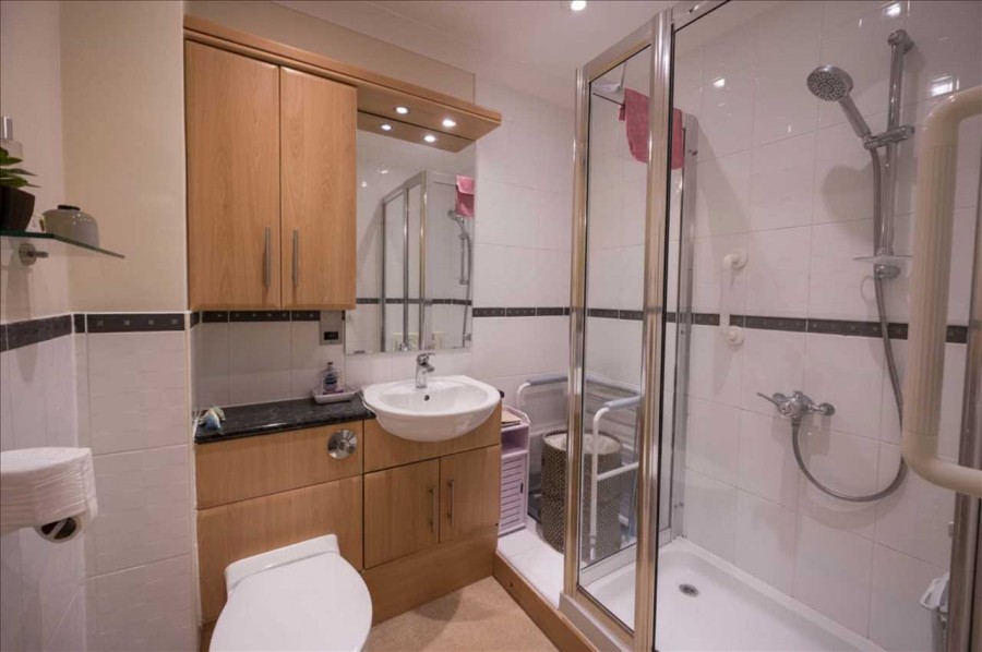 Images for Wren Court, 303 Limpsfield Road, Warlingham EAID:TT BID:JDE1