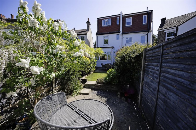 Images for Bynes Road, South Croydon