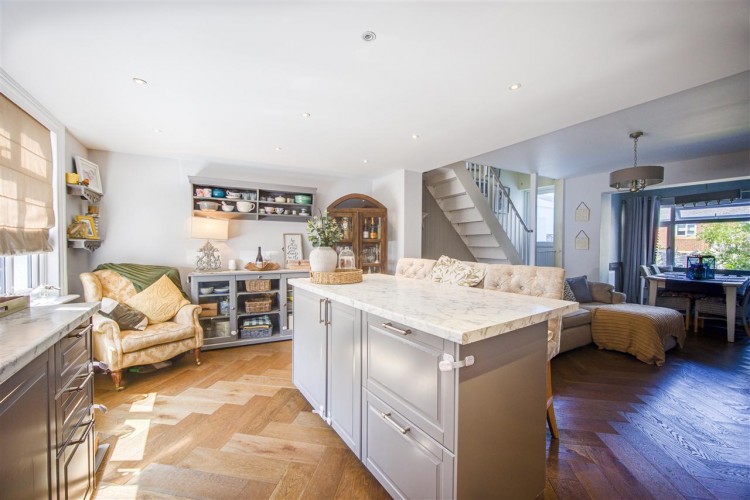 Images for Bynes Road, South Croydon