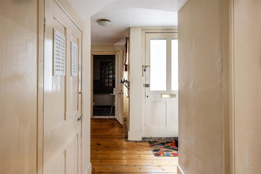 Images for Bramley Hill, South Croydon EAID:TT BID:JDE1