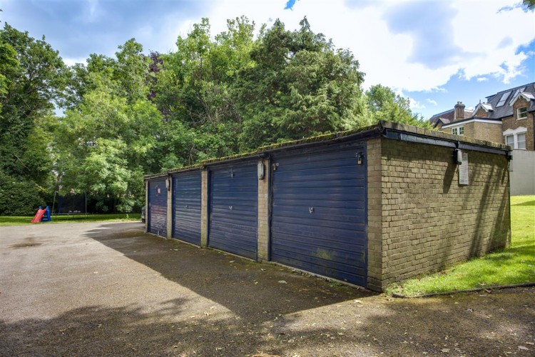 Images for Westleigh Court, 28 Birdhurst Road, South Croydon